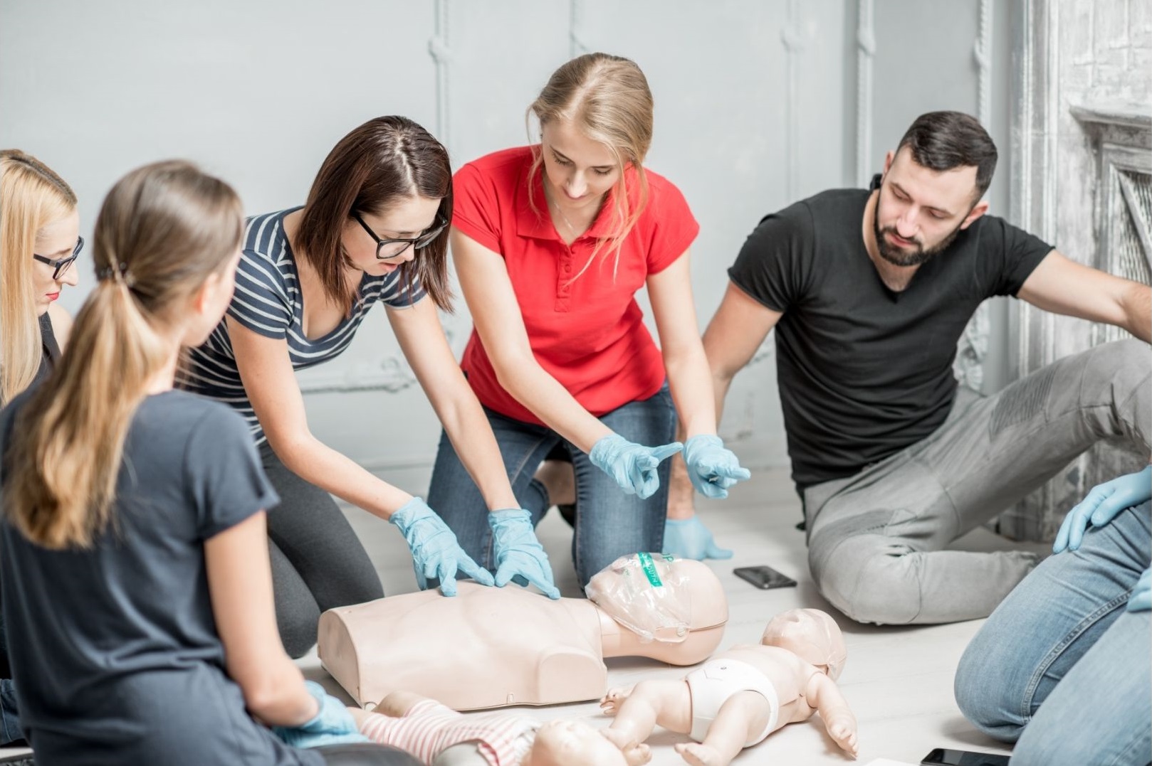 https://thefirstaidcoursesydney.com.au/wp-content/uploads/2021/10/First-Aid-for-Schools.jpg
